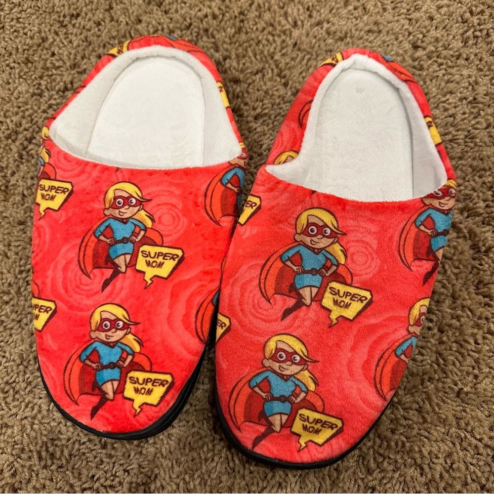 Super Mom Cozy Slippers – Red Cartoon Print